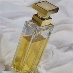 悅詩化妝品 數(shù)字化視覺營銷與店鋪裝修的完美結(jié)合